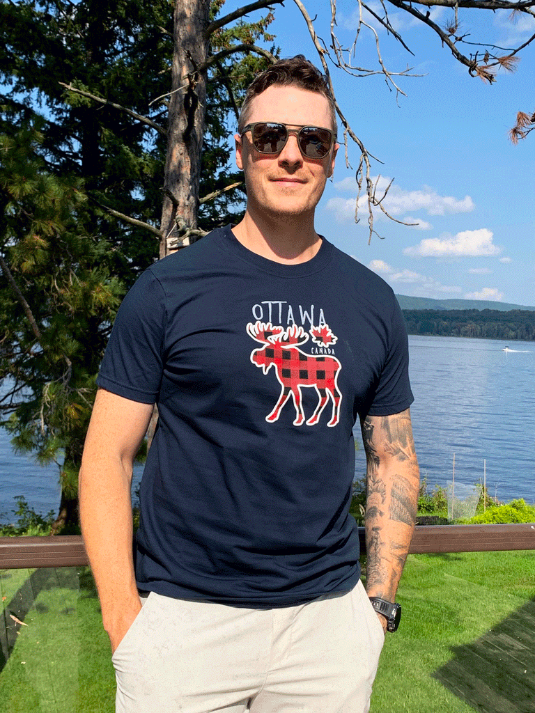 Ottawa Canada Plaid Moose T-Shirt - Navy