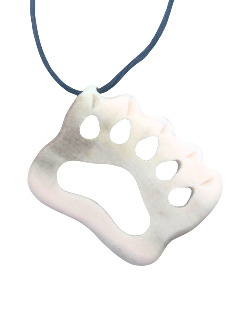 Bear paw Pendant - Leevan Etook